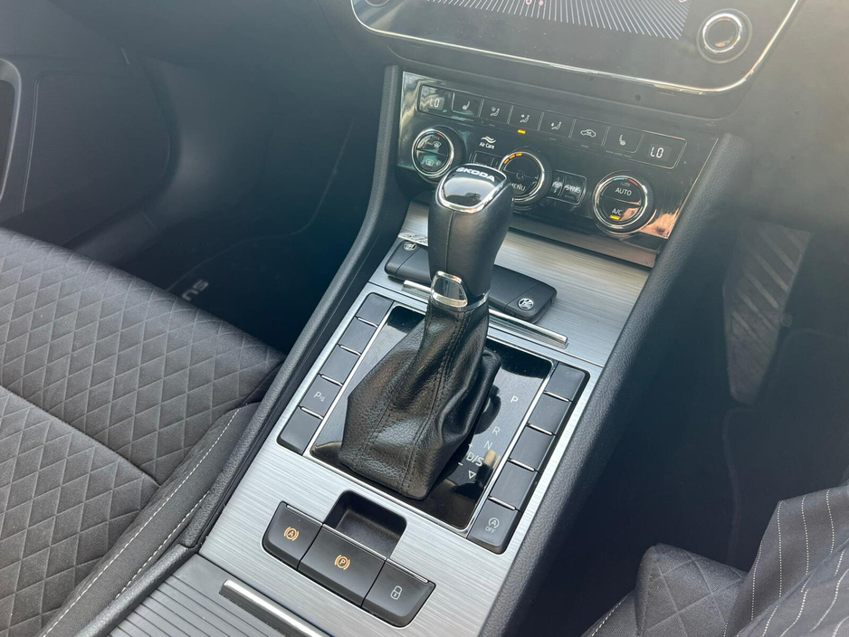 2024 Skoda Superb - image 16