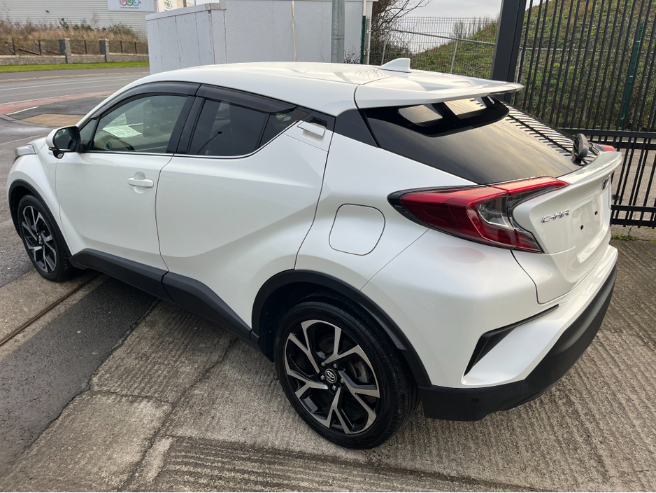 2019 Toyota C-HR 1.8 HYBRID AUTO LOW KM HIGH SPEC €18,950