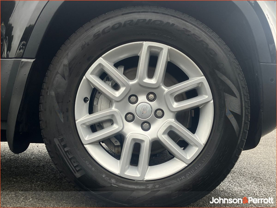 2023 Land Rover Defender 110 2.0 Si4 PHEV S €82,900