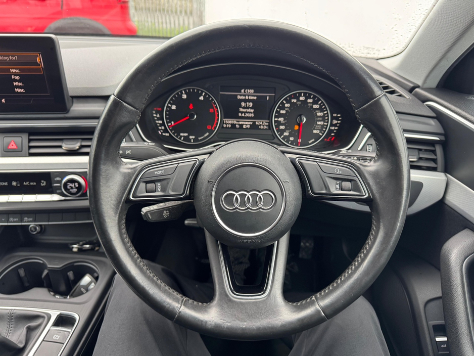 2016 Audi A4 - image 11