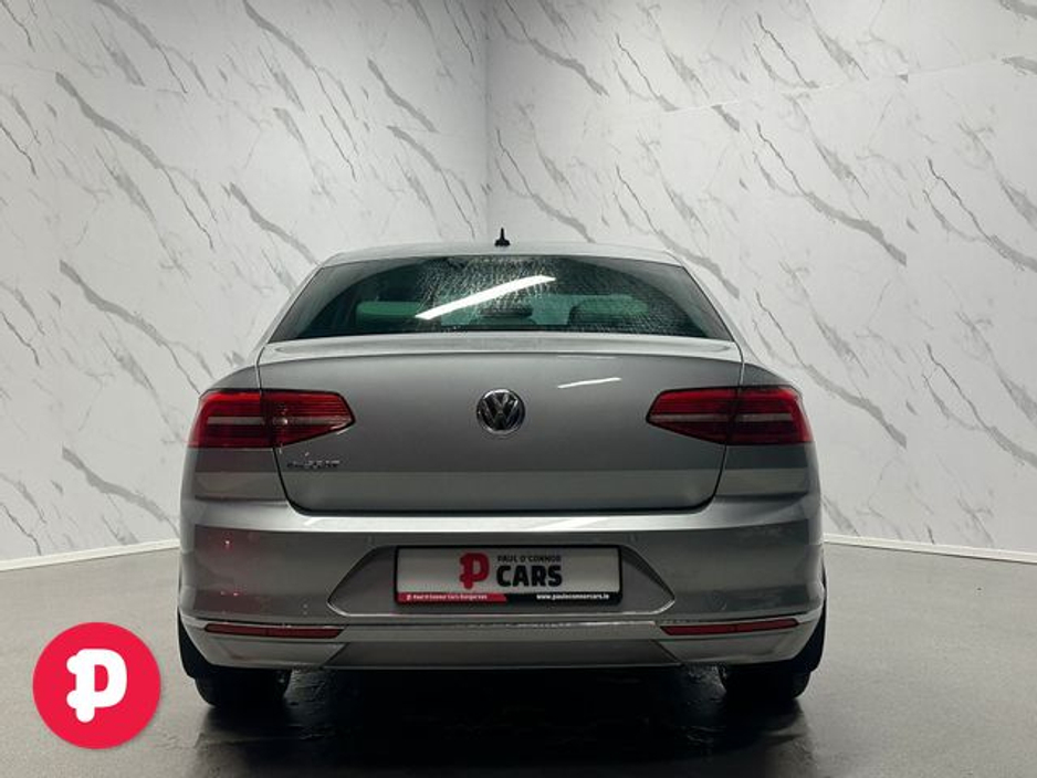 2018 Volkswagen Passat Highline 1.6TDI 120HP 4DR - Straight Sale Discount €19,950