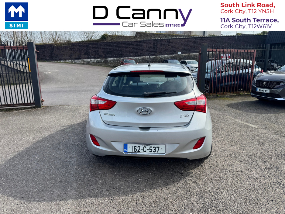 2016 Hyundai i30 - image 3