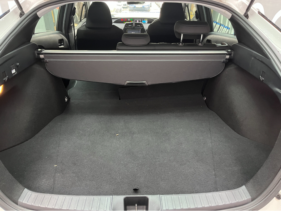 2022 Toyota Prius €20950 2022 TOYOTA PRIUS S 1.8 AUTOMATIC / CRUISE CONTROL / REVERSE CAMERA AND MMORE €20,950