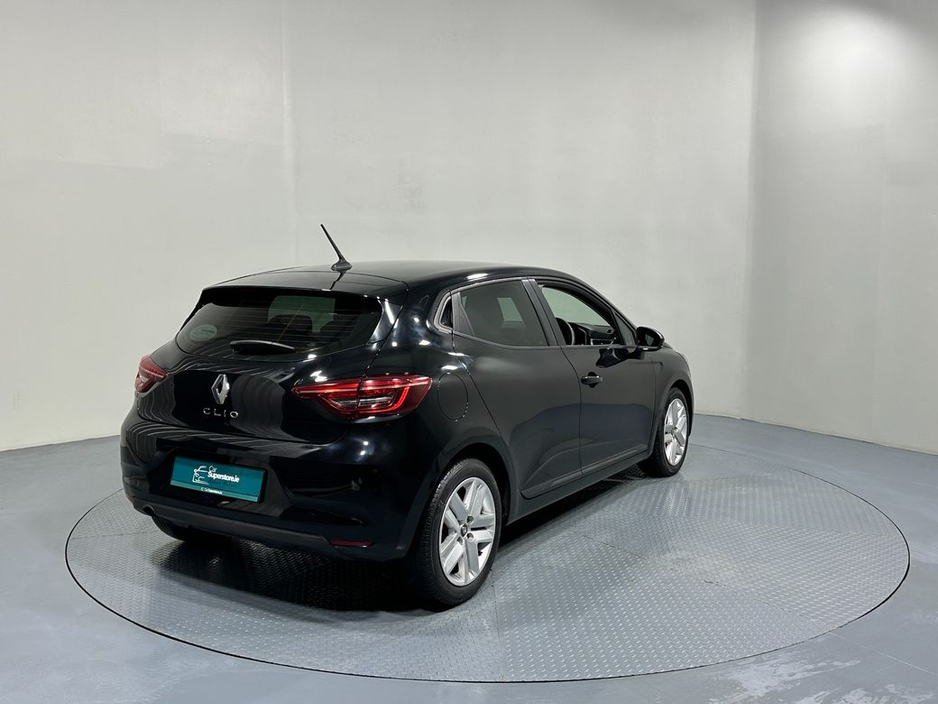 2022 Renault Clio Dynamique 1.0 Petrol €14,800