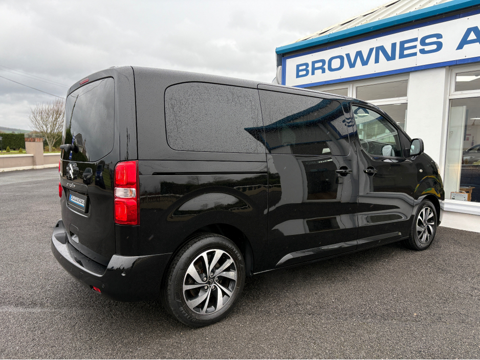 2020 Citroen SpaceTourer FEEL BLUEHDI €33,999