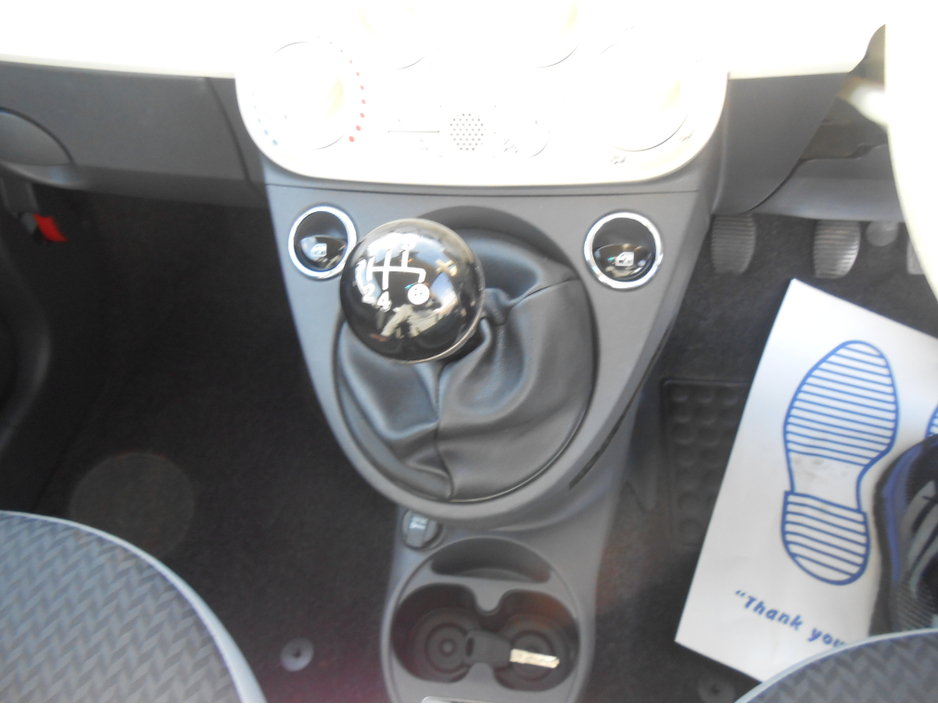 2016 Fiat Panda - image 9