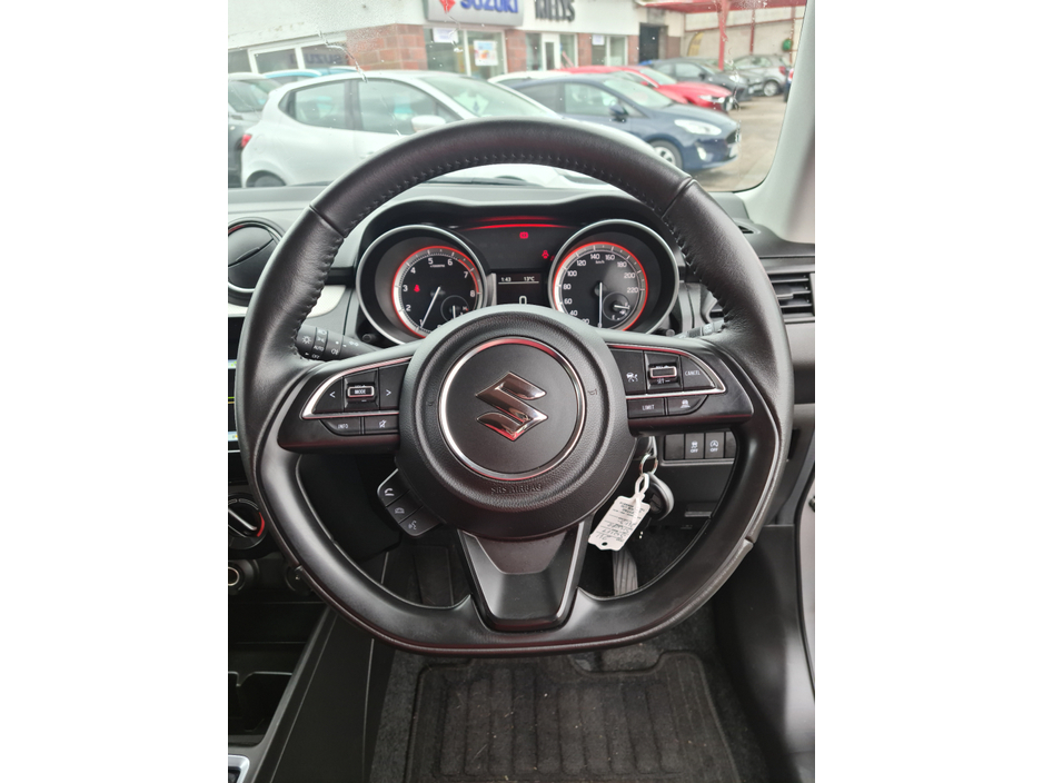 2024 Suzuki Swift - image 10