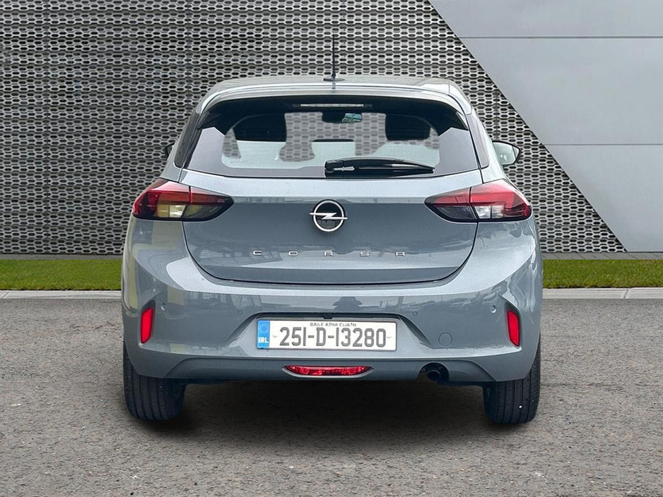 2025 Opel Corsa - image 9