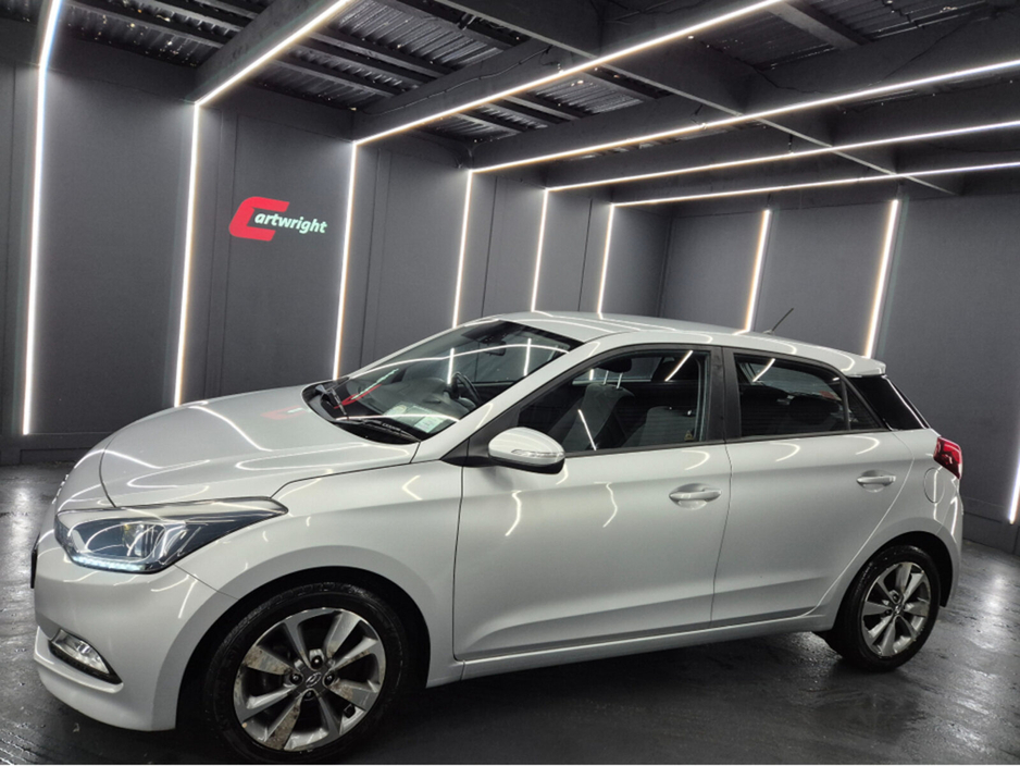 2016 Hyundai i20 - image 18