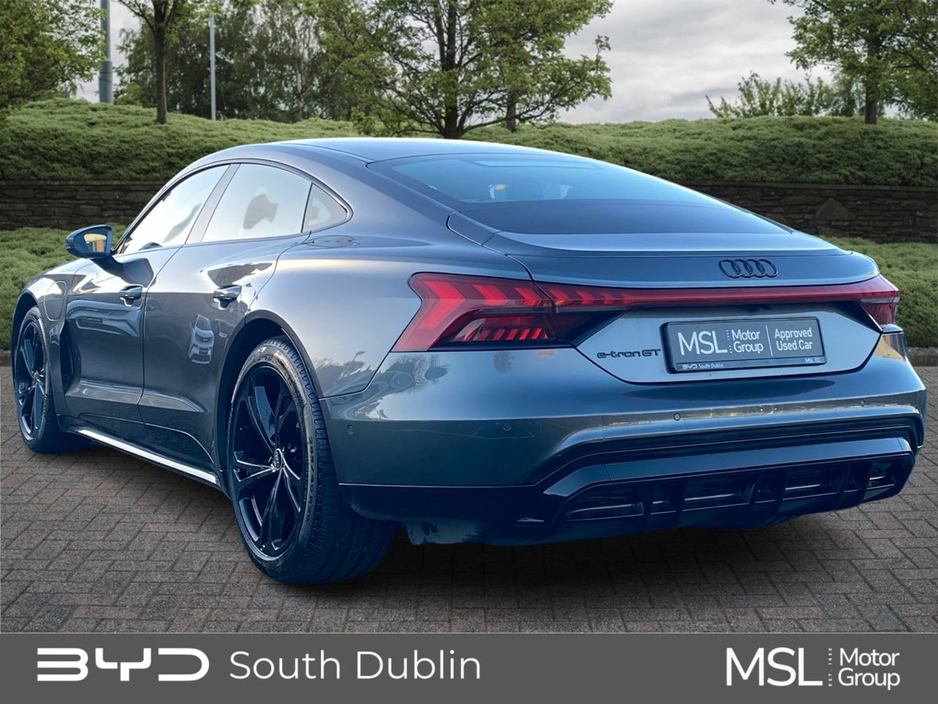 2022 Audi e-tron - image 4