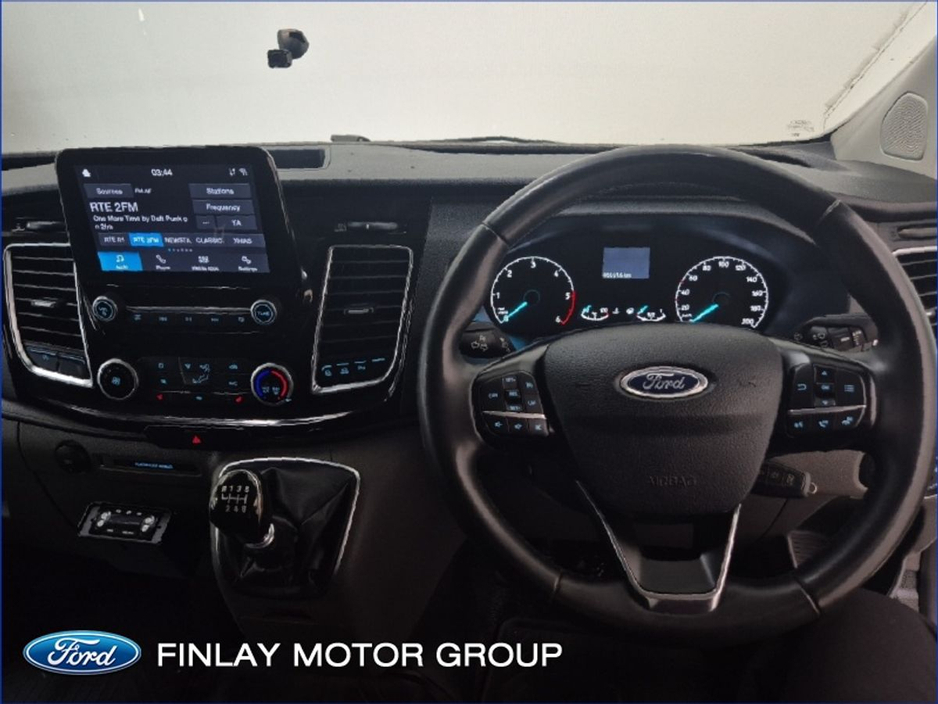 2023 Ford Transit Custom - image 2