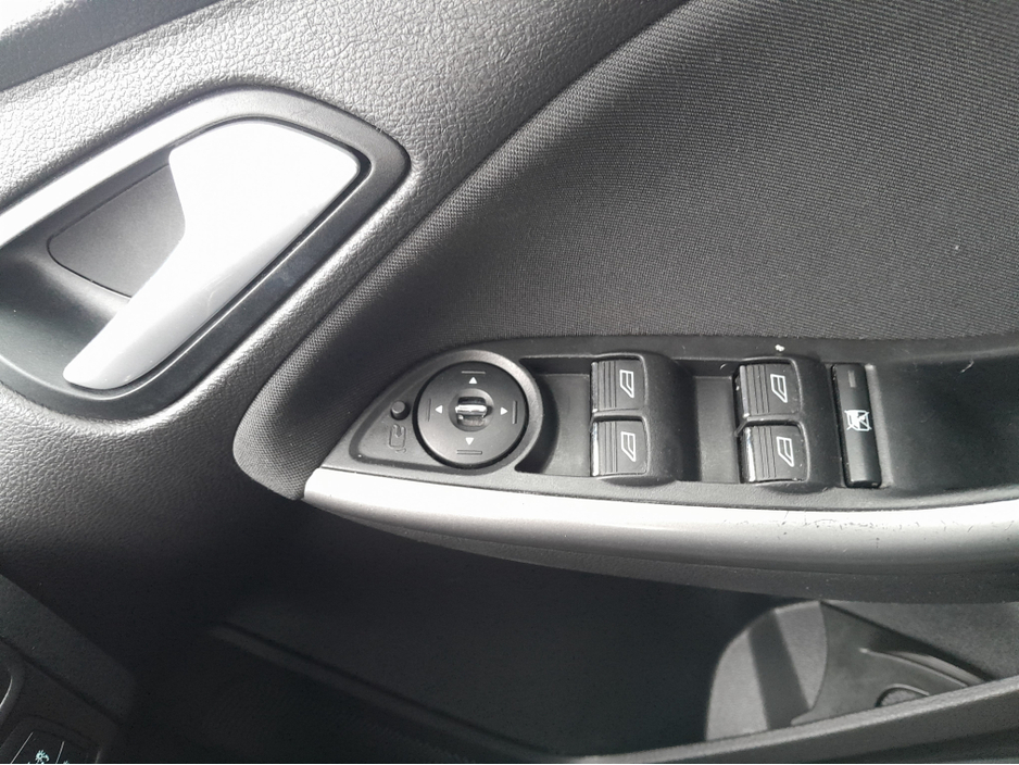 2015 Ford Focus 2014MY EDITION 1.6 95PS 4DR €8,950