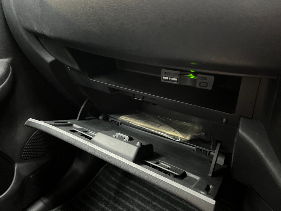 2018 Nissan March - image 14