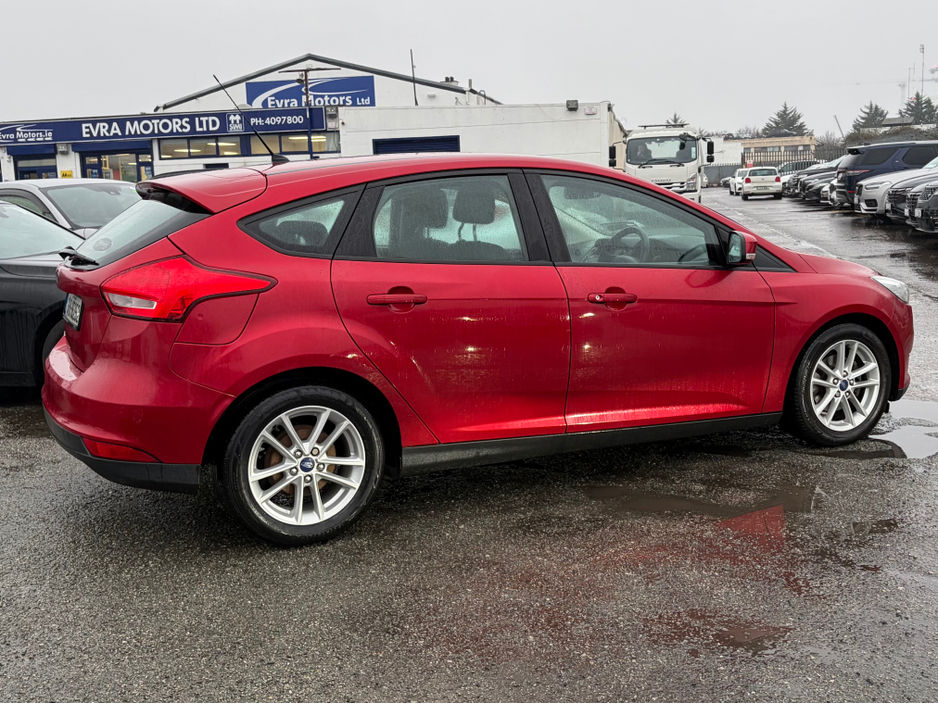 2015 Ford Focus STYLE 1.6 TDCI 95PS 5DR 4DR €7,350