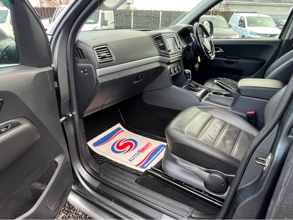 2017 Volkswagen Amarok - image 11
