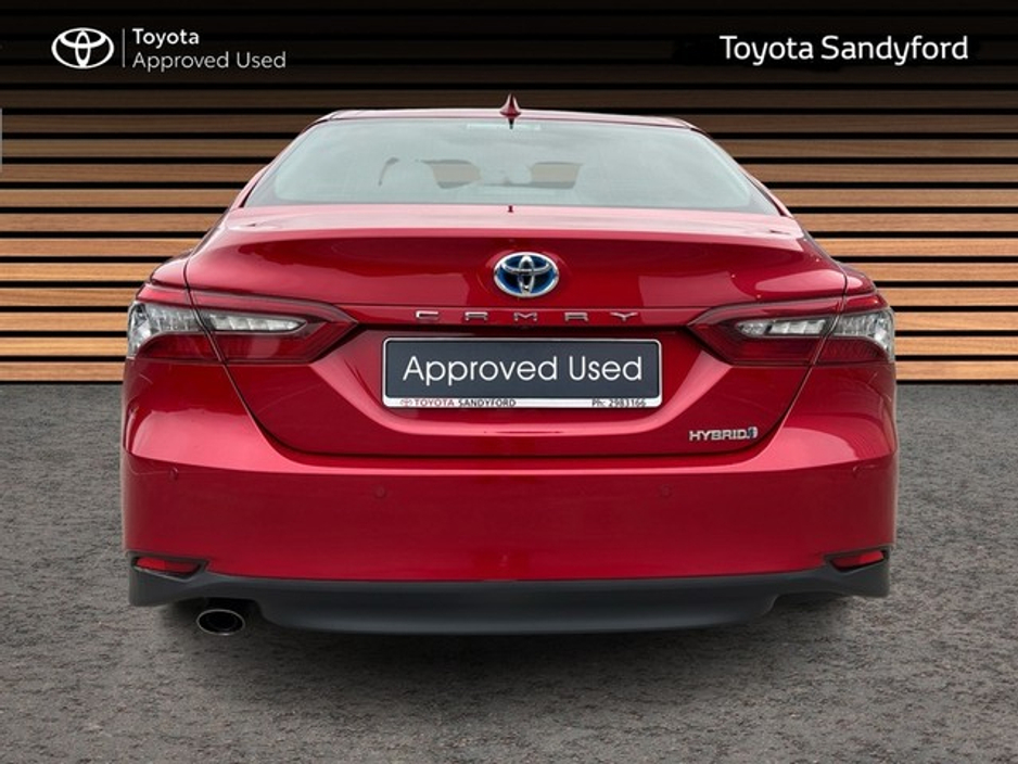 2022 Toyota Camry - image 4