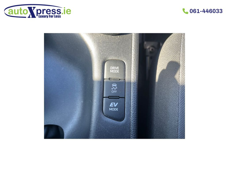 2022 Toyota Yaris 1.5 Hybrid X Automatic €20,995