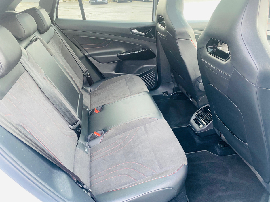 2023 Volkswagen ID.4 ID4 GTX MAX €34,995