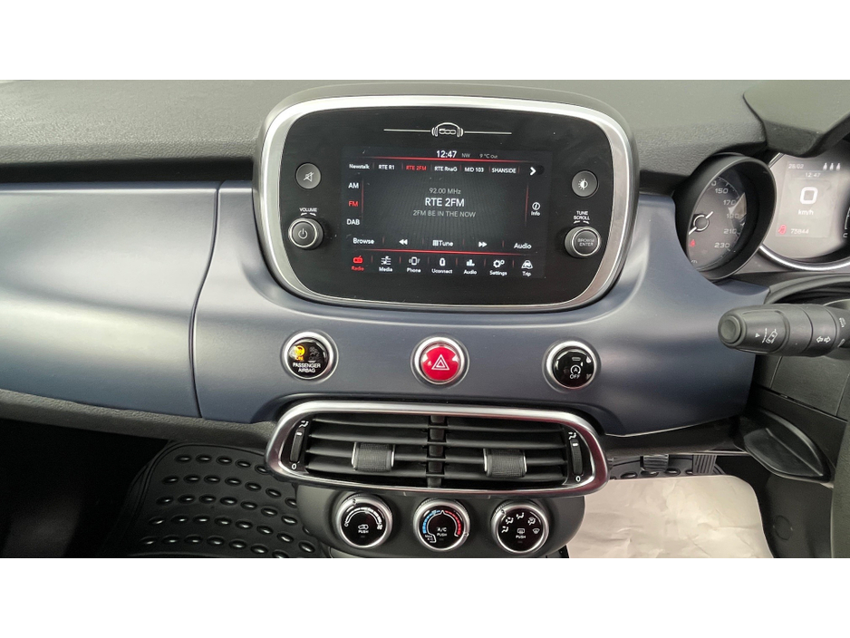 2023 Fiat 500X - image 9