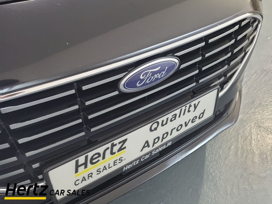 2023 Ford Focus - image 9