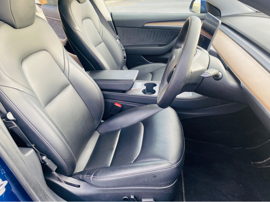 2021 Tesla Model 3 - image 13