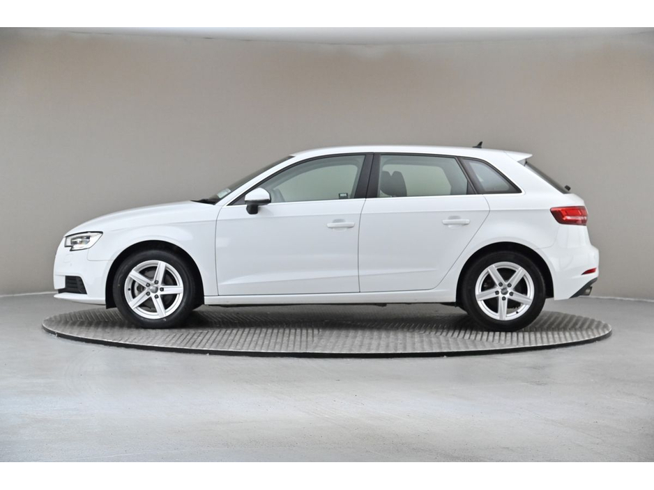 2019 Audi A3 - image 5