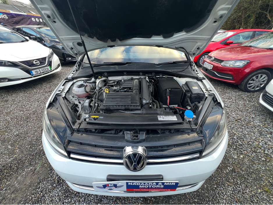 2017 Volkswagen Golf DBA-6RCJZ €16,500
