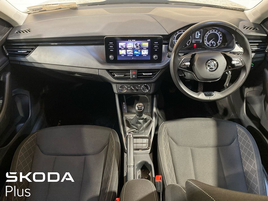 2023 Skoda Kamiq - image 2