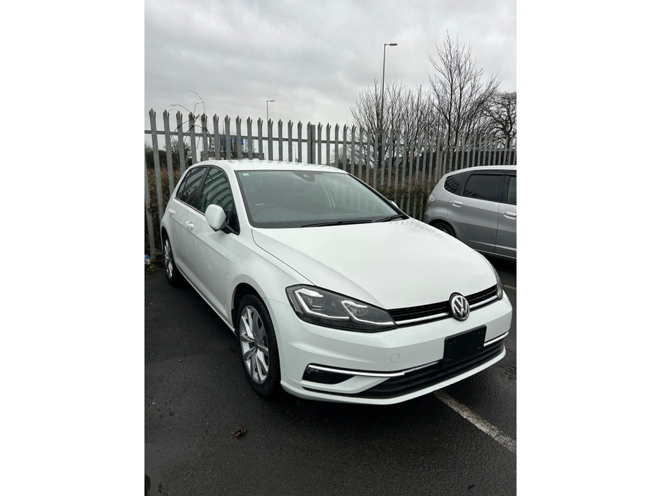 2019 Volkswagen Golf  €18,950