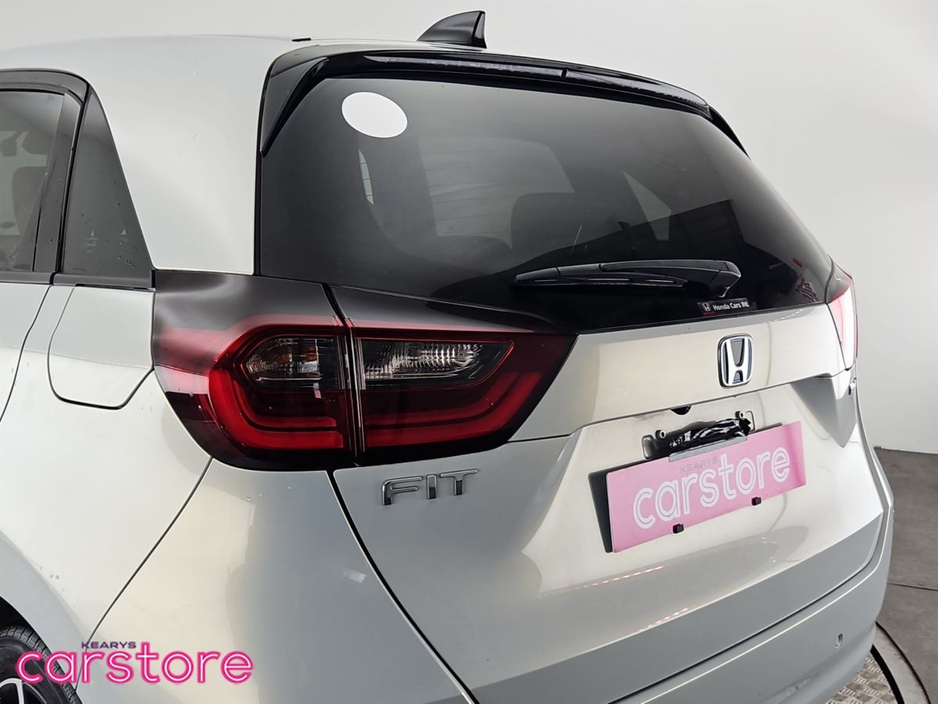 2020 Honda Fit - image 15