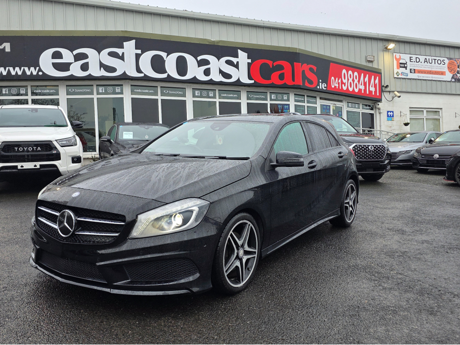 2013 Mercedes-Benz A Class A180 AMG INTERIOR HALF LEATHER - ALCANTARA SEATS / HI SPEC / LOW ROAD TAX BAND / SIMI DEALER