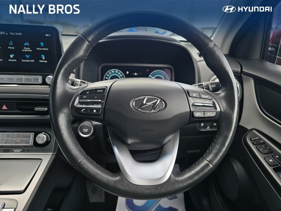 2022 Hyundai Kona - image 15