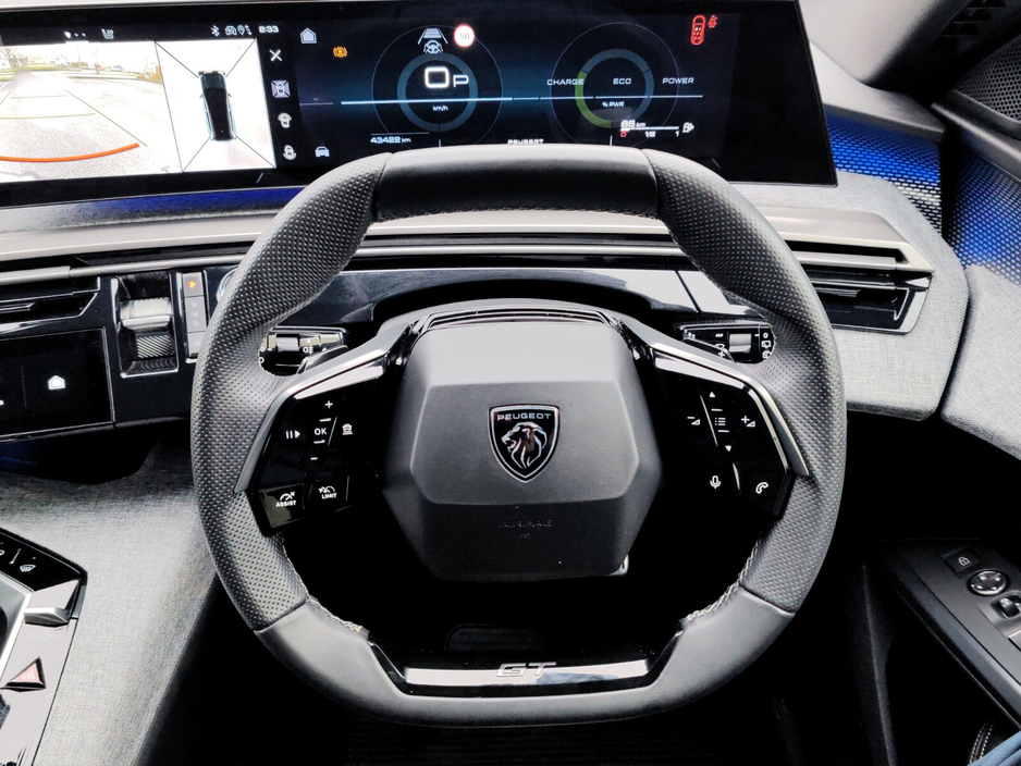 2025 Peugeot 5008 - image 5