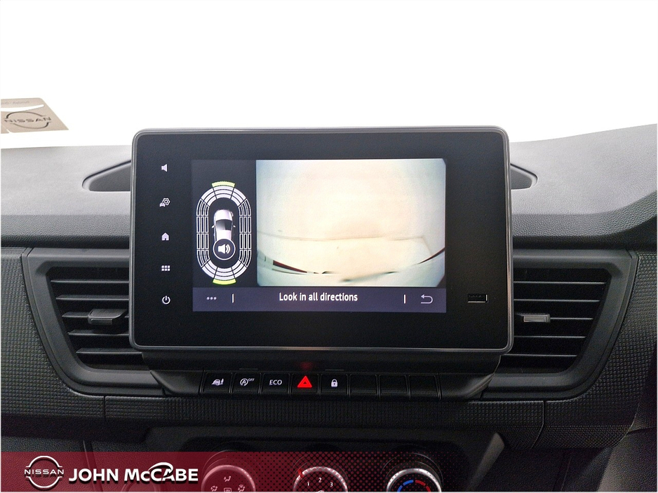 2025 Nissan Primastar - image 36