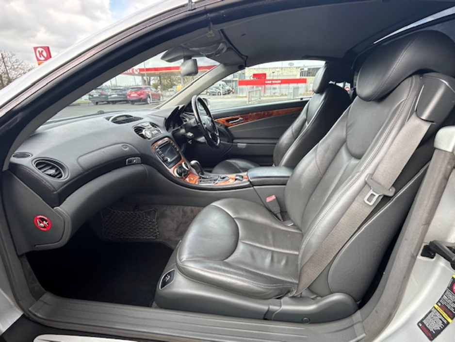 2003 Mercedes-Benz SL Class - image 23