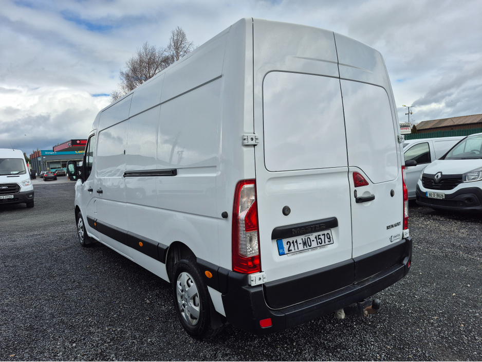 2021 Renault Master - image 6