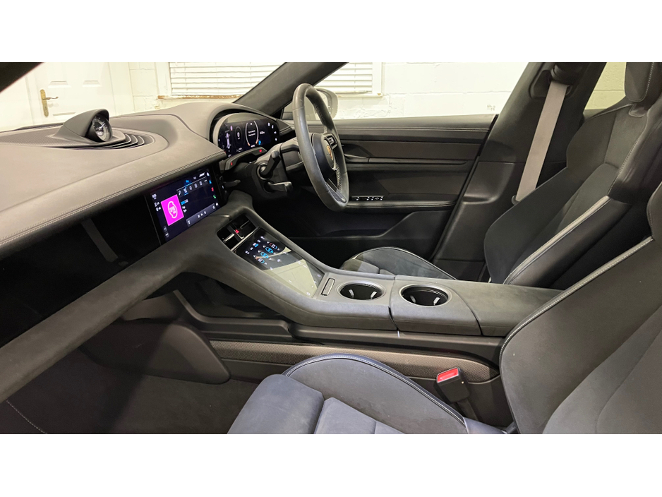 2023 Porsche Taycan GTS PERFORMANCE PLUS 4WD**600 BHP***25000 EURO WORTH OF EXTRAS***PREMIUM CARS IN THE NORTH EAST*** €89,950