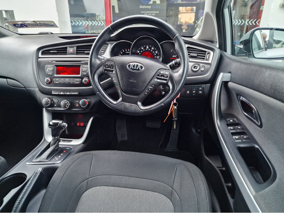 2017 Kia Ceed AUTOMATIC-1.6 CRDI-LOW MILEAGE €10,450