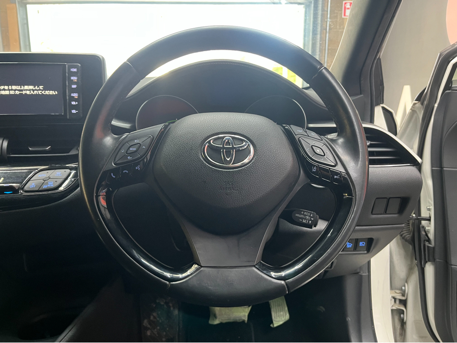 2019 Toyota C-HR €19950 2019 TOYOTA C-HR S LED PACKAGE 1.8 AUTOMATIC / CRUISE CONTROL AND MORE €19,950