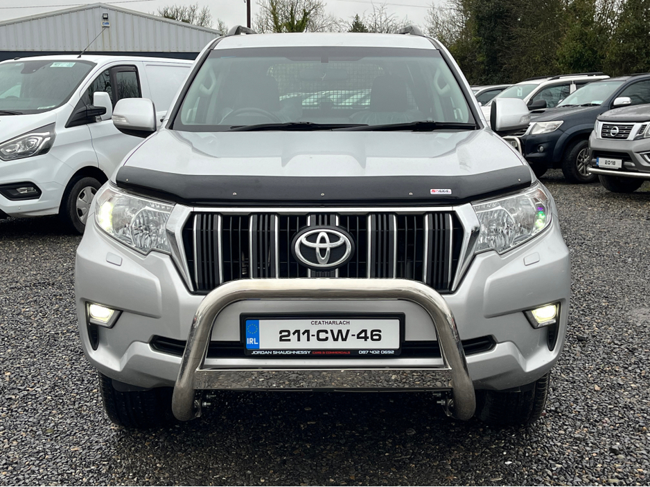 2021 Toyota Landcruiser - image 2