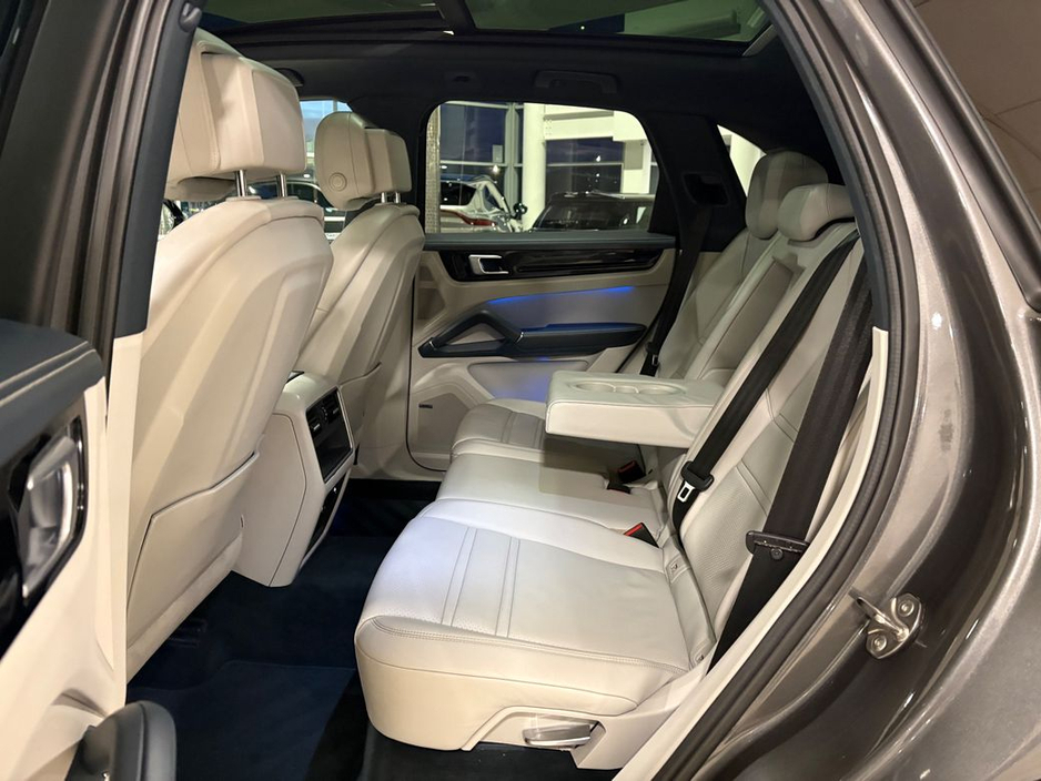 2020 Porsche Cayenne 3.0 V6 E-HYBRID=HUGE SPEC//PAN ROOF//201 D REG=TAILORED FINANCE PACKAGES INCL PCP AVAILABLE=TRADE IN'S WELCOME €59,995