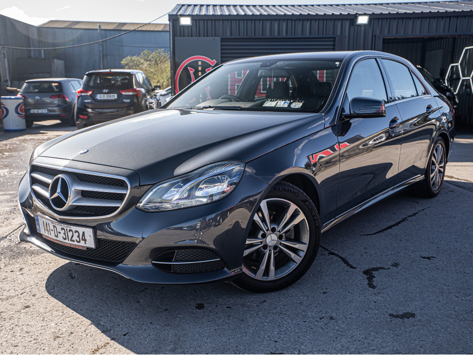 2014 Mercedes-Benz E Class - image 3