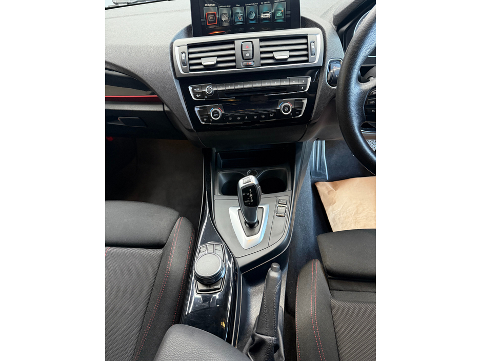 2017 BMW 1 Series - image 12