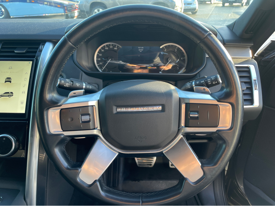 2023 Land Rover Discovery (232) LAND ROVER DISCOVERY 3.0 SD6 R-DYNAMIC OVERFINCH €48,950