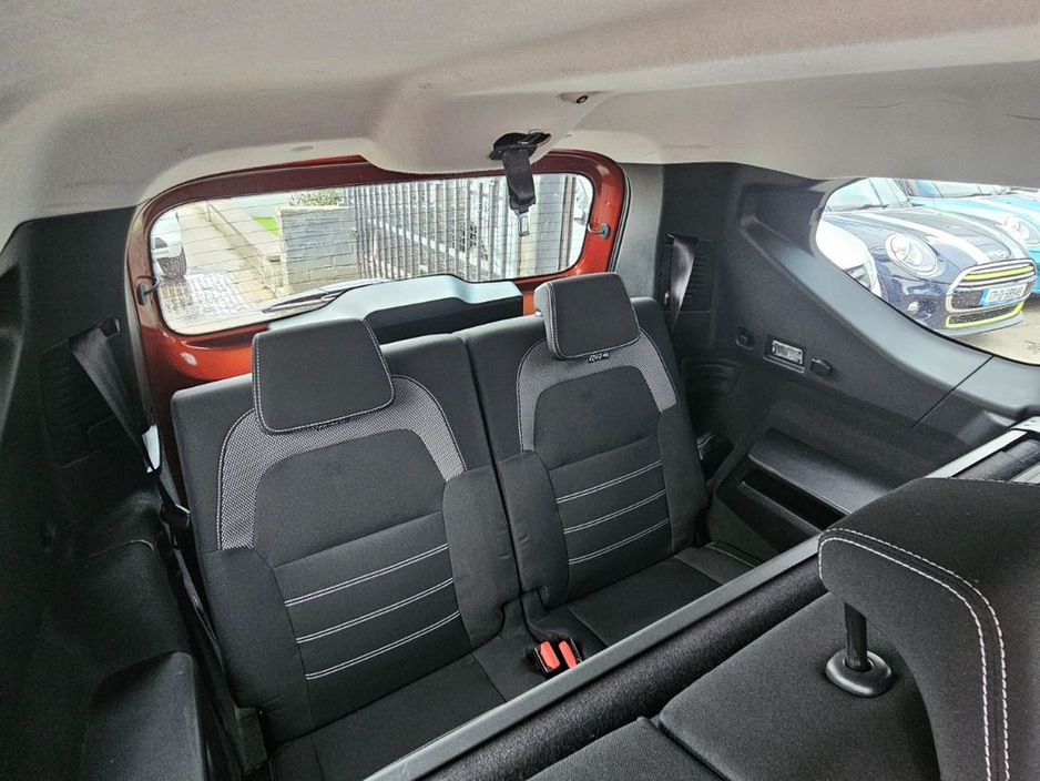 2023 Dacia Jogger - image 9