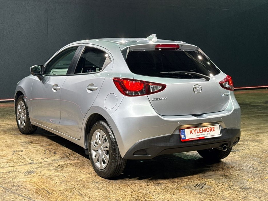 2019 Mazda Demio - image 5