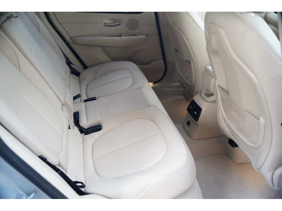 2016 BMW 2 Series Active Tourer - image 17