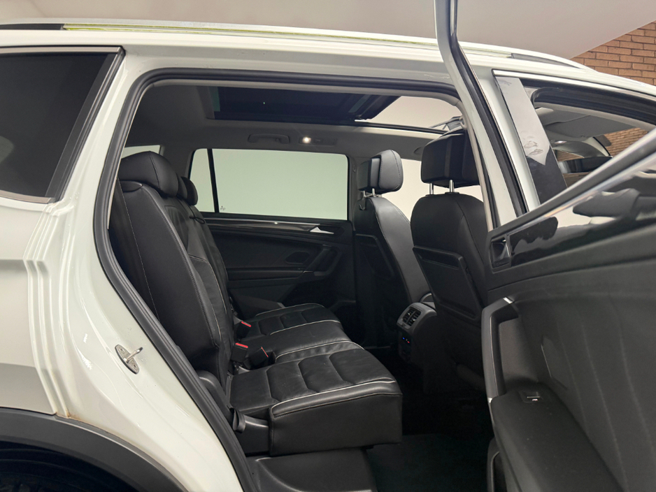 2020 Volkswagen Tiguan Allspace R-LINE 2.0TDI 150HP 7 SEATER *PAN ROOF* €32,990