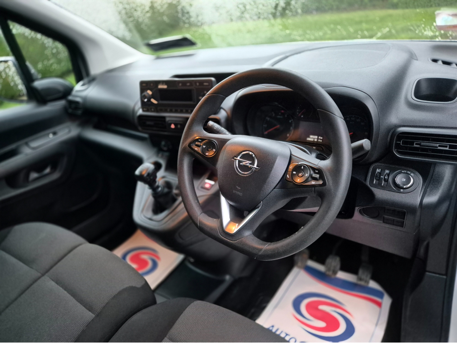 2022 Opel Combo Low mileage! €12,450