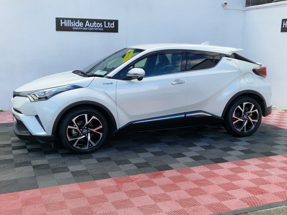 2018 Toyota C-HR - image 5